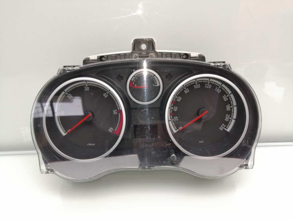 Cuadro instrumentos OPEL CORSA D