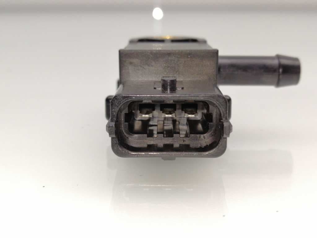Sensor OPEL CORSA D 4