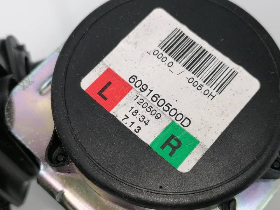 Cinturon seguridad trasero izquierdo OPEL CORSA D 3