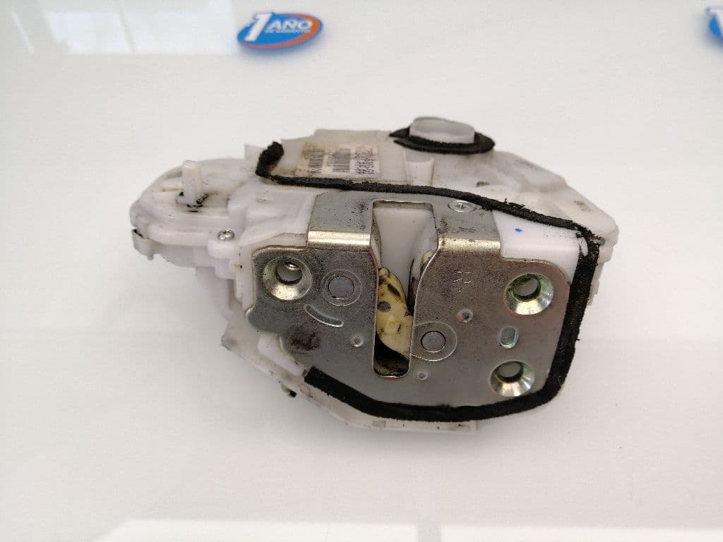 Cerradura puerta trasera derecha HONDA CIVIC BERLINA (FN)