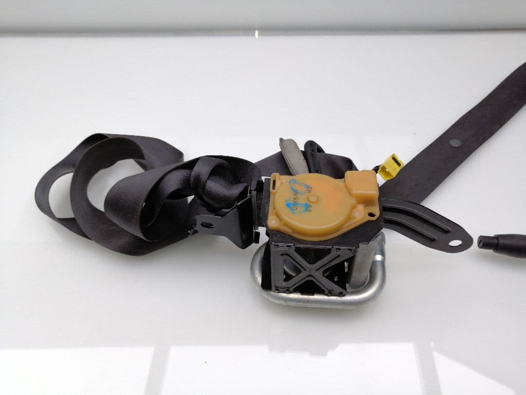 Cinturon seguridad delantero derecho HONDA CIVIC BERLINA (FN) 2