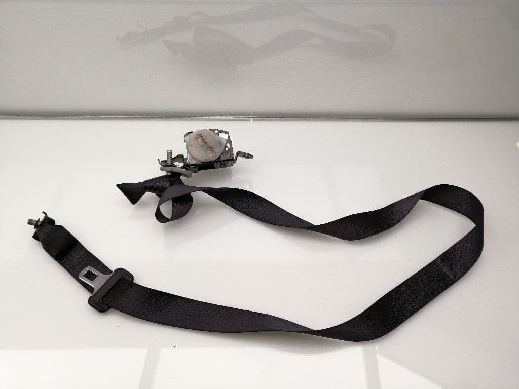 Cinturon seguridad trasero derecho HONDA CIVIC BERLINA (FN)
