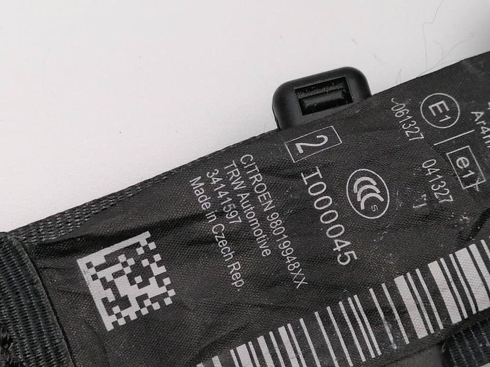Cinturon seguridad trasero derecho CITROEN DS3 4
