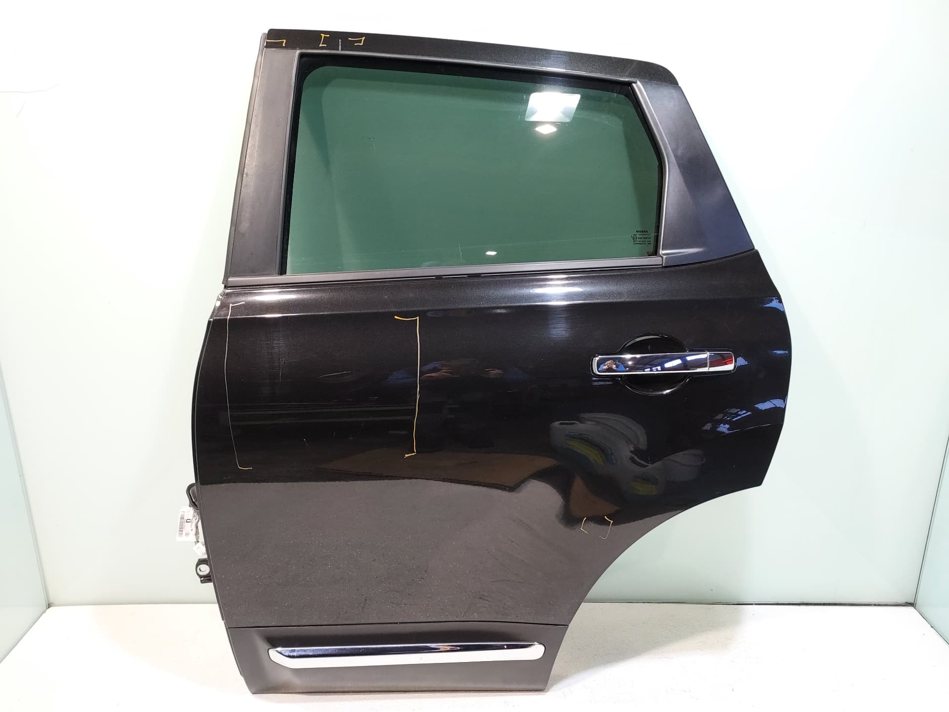Puerta trasera izquierda NISSAN QASHQAI+2 (JJ10)