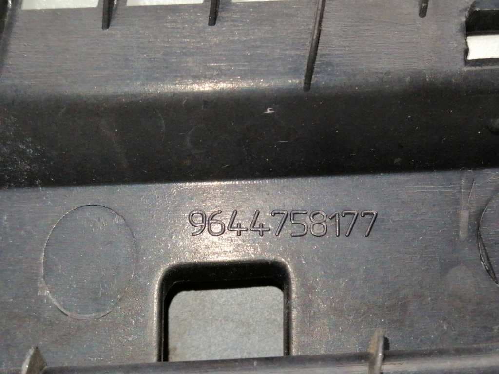 Rejilla delantera CITROEN BERLINGO 4