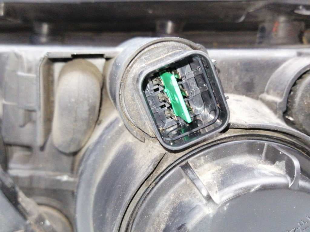 Faro derecho HYUNDAI SONATA (Y3) 3