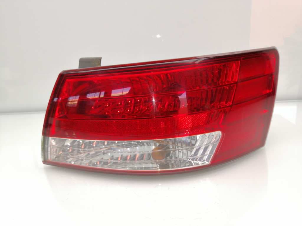 Piloto trasero derecho HYUNDAI SONATA (Y3)
