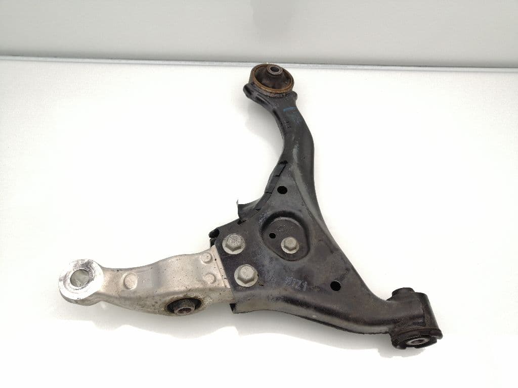 Brazo suspension inferior delantero izquierdo HYUNDAI SONATA (Y3)