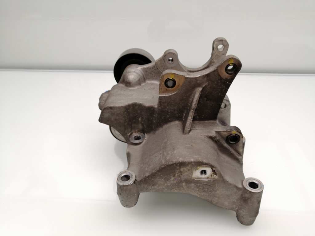 Soporte alternador HYUNDAI SONATA (Y3) 4