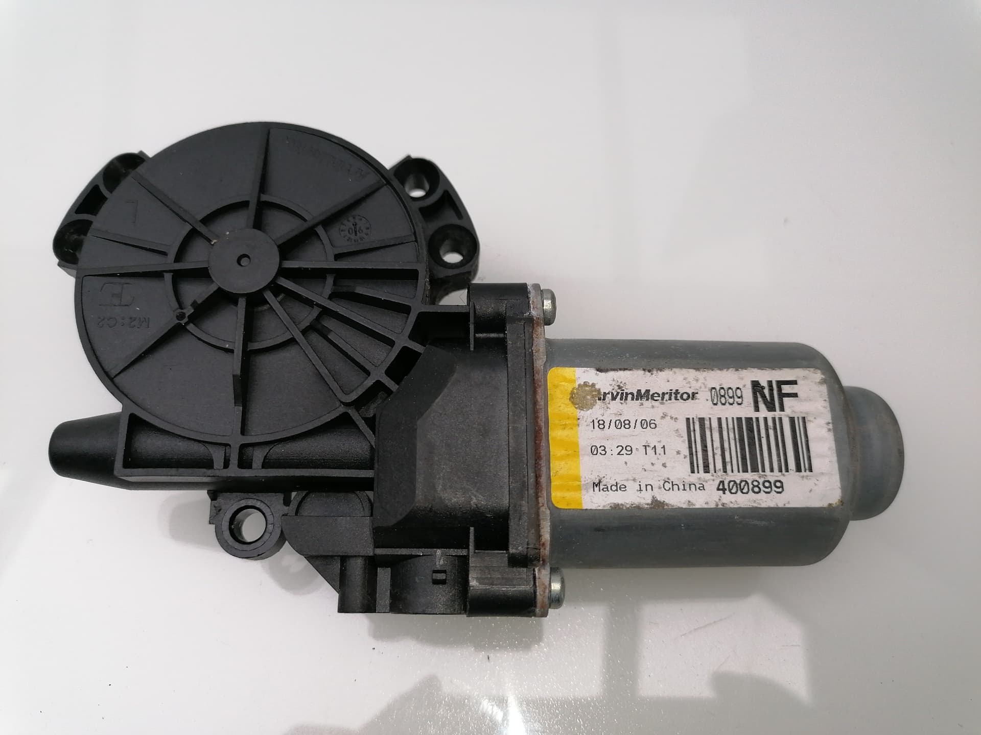 Motor elevalunas trasero izquierdo HYUNDAI SONATA (Y3)