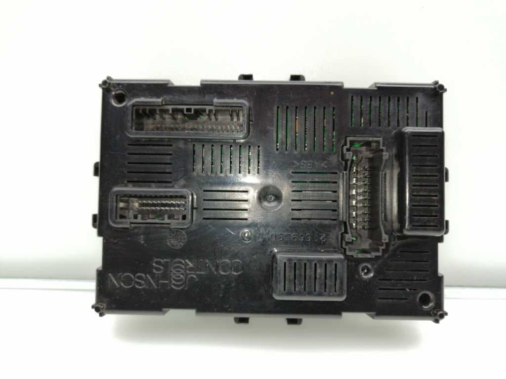 Modulo electronico RENAULT CLIO III 4