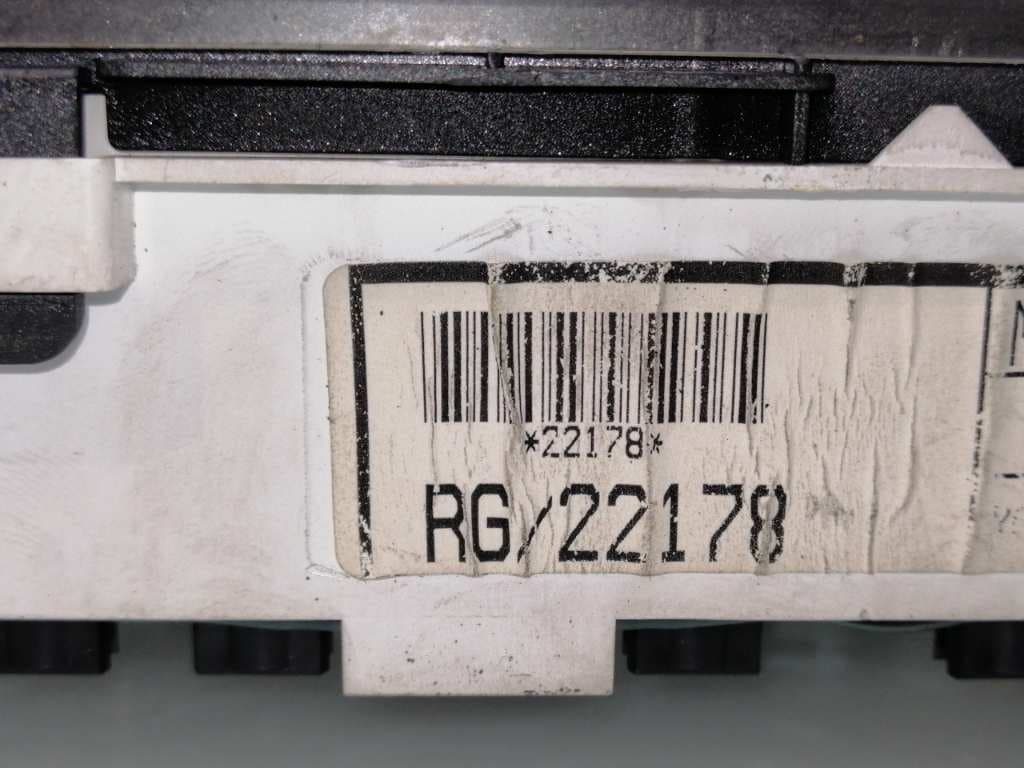 Cuadro instrumentos MG ZR (F/RF) 4
