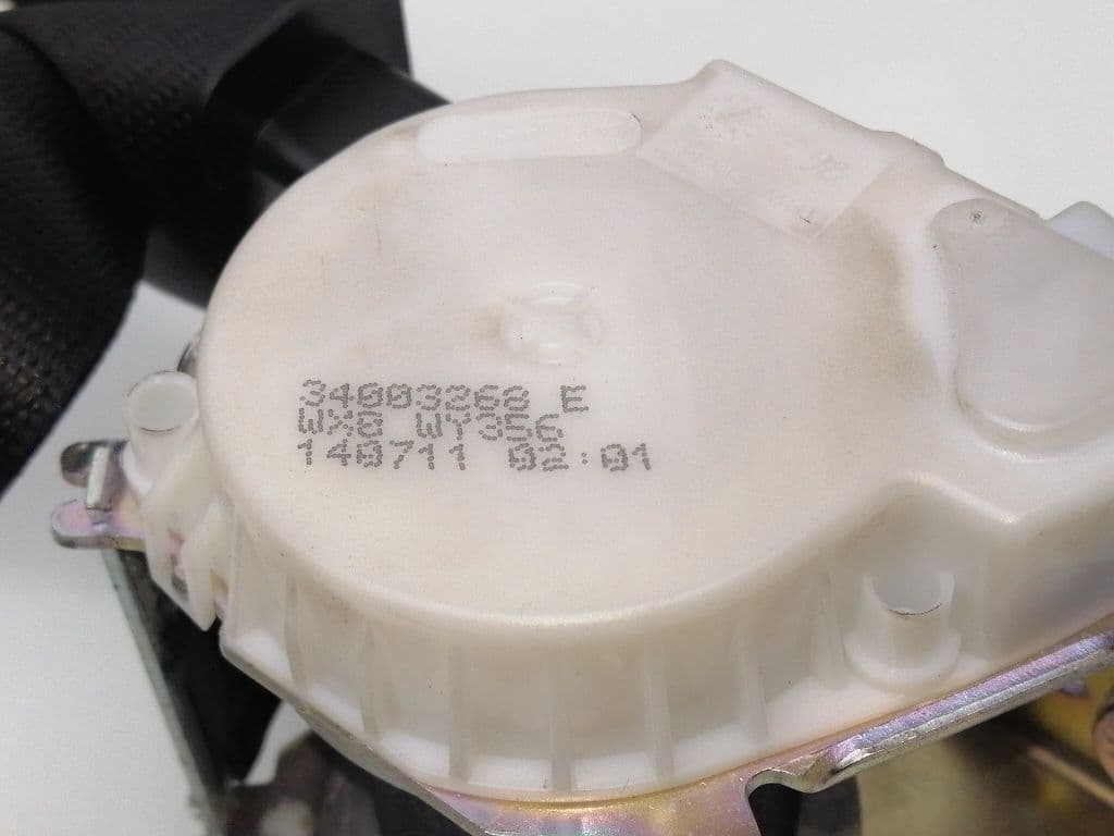 Cinturon seguridad delantero derecho BMW SERIE 1 BERLINA (E81/E87) 2