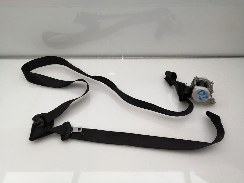 Cinturon seguridad delantero izquierdo BMW SERIE 1 BERLINA (E81/E87) 3