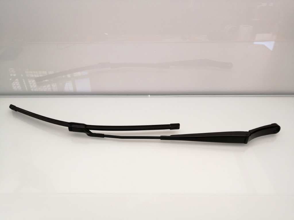 Brazo limpia delantero izquierdo VOLKSWAGEN CADDY (14D)