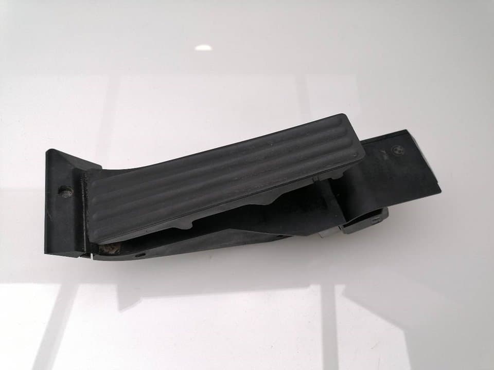 Pedal acelerador BMW X5 (E70)