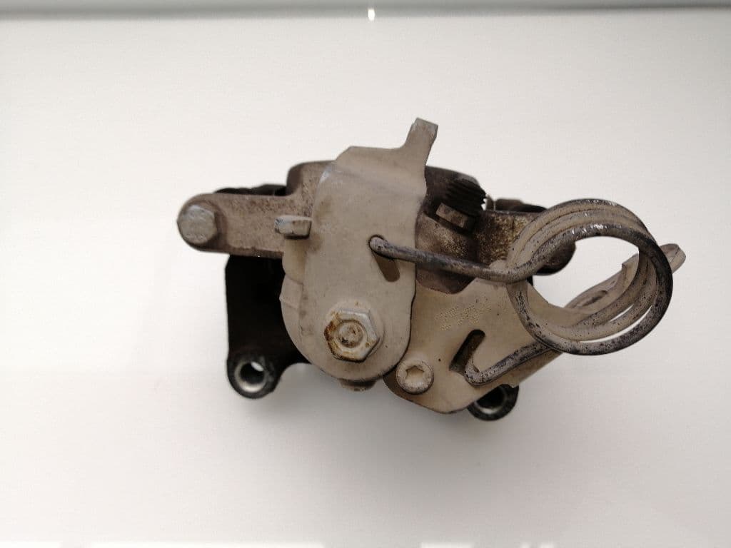 Recambio FORD C-MAX ref. 1738988 2