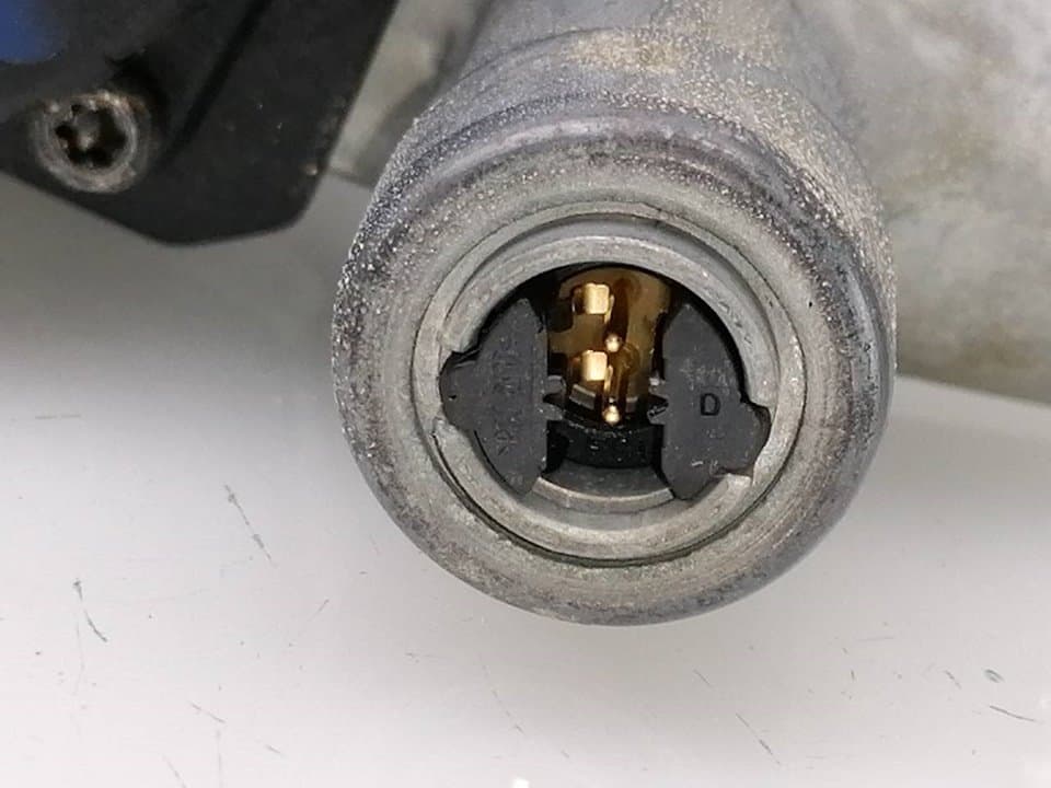 Cinturon seguridad trasero central VOLVO S60 BERLINA 3