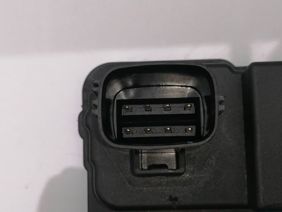 Cerradura puerta delantera derecha VOLVO S60 BERLINA 2