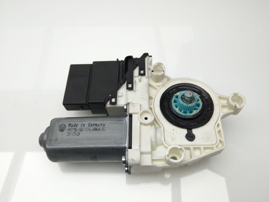 Motor elevalunas trasero izquierdo VOLKSWAGEN PASSAT LIM 4