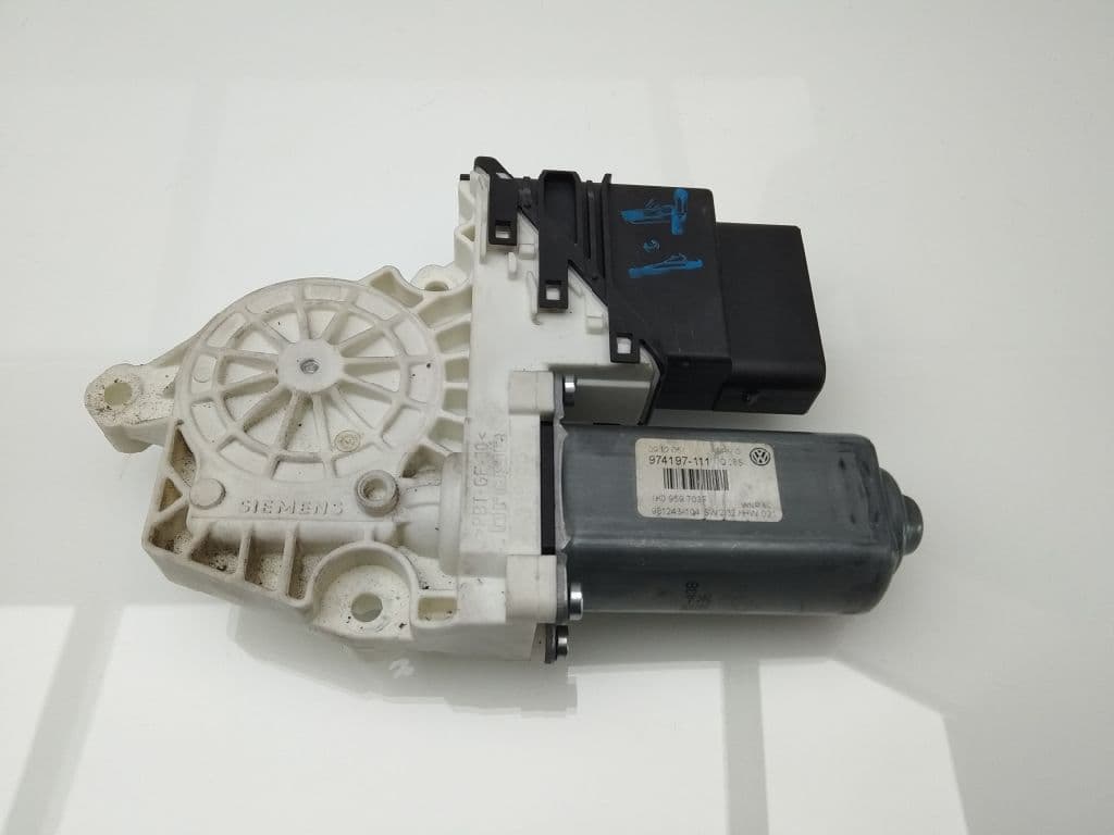 Motor elevalunas trasero izquierdo VOLKSWAGEN PASSAT LIM