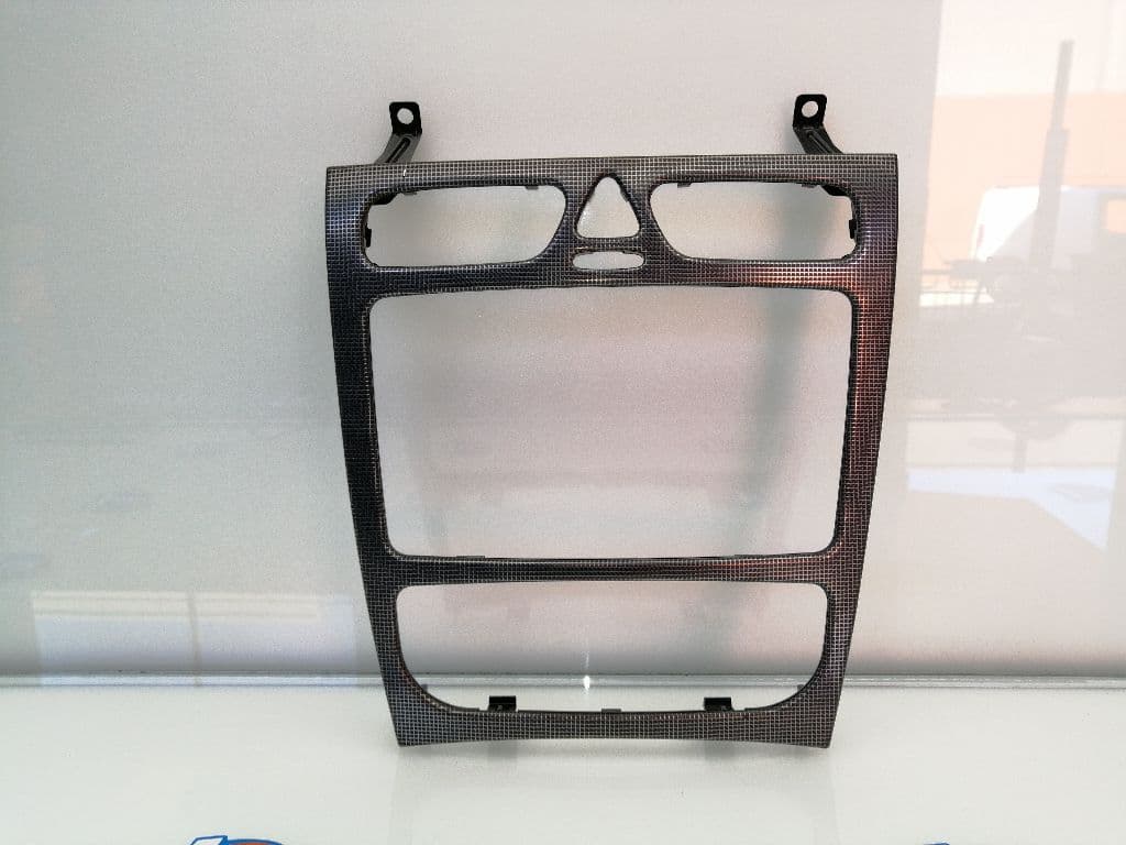 Plastico MERCEDES-BENZ CLASE C (W204) BERLINA