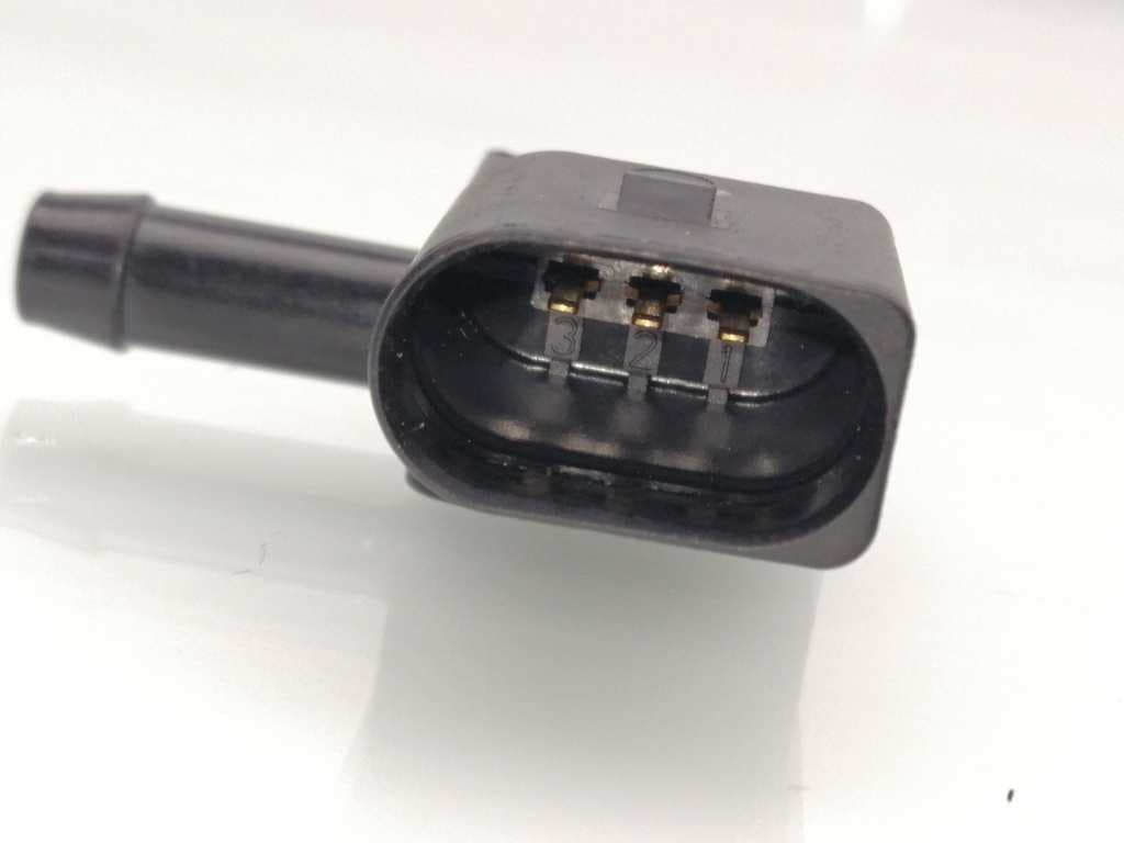 Sensor VOLKSWAGEN GOLF VII LIM. 4