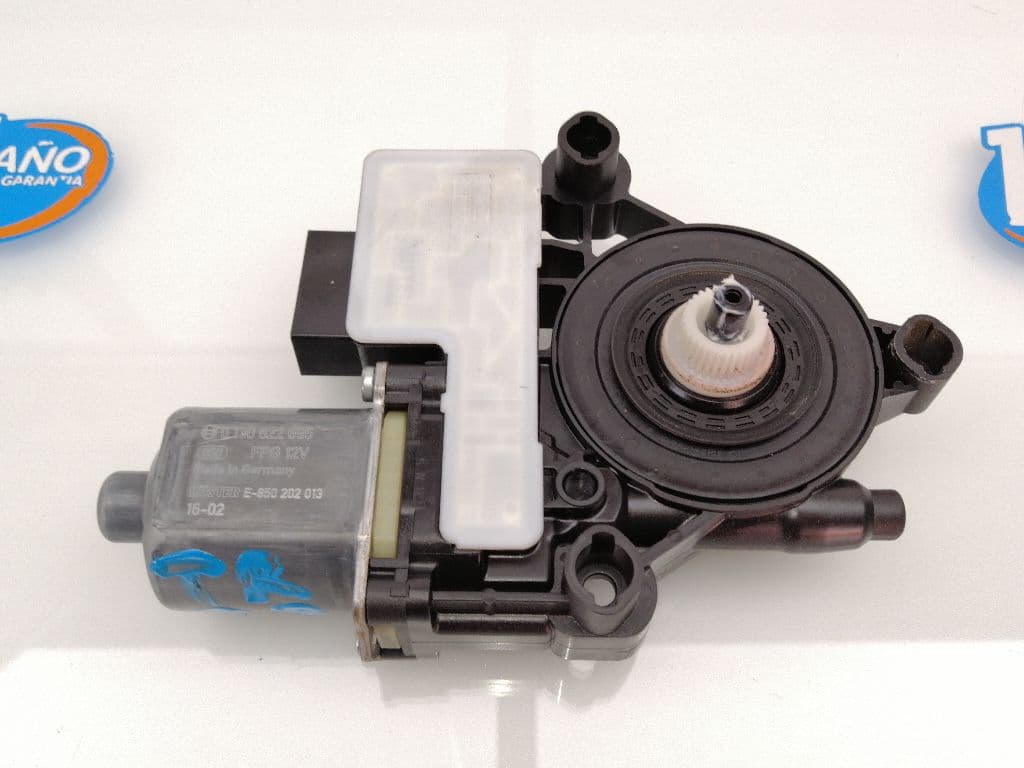 Motor elevalunas trasero izquierdo VOLKSWAGEN GOLF VII LIM.