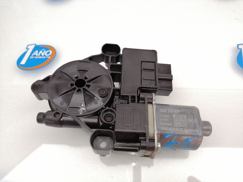 Motor elevalunas trasero izquierdo VOLKSWAGEN GOLF VII LIM. 4
