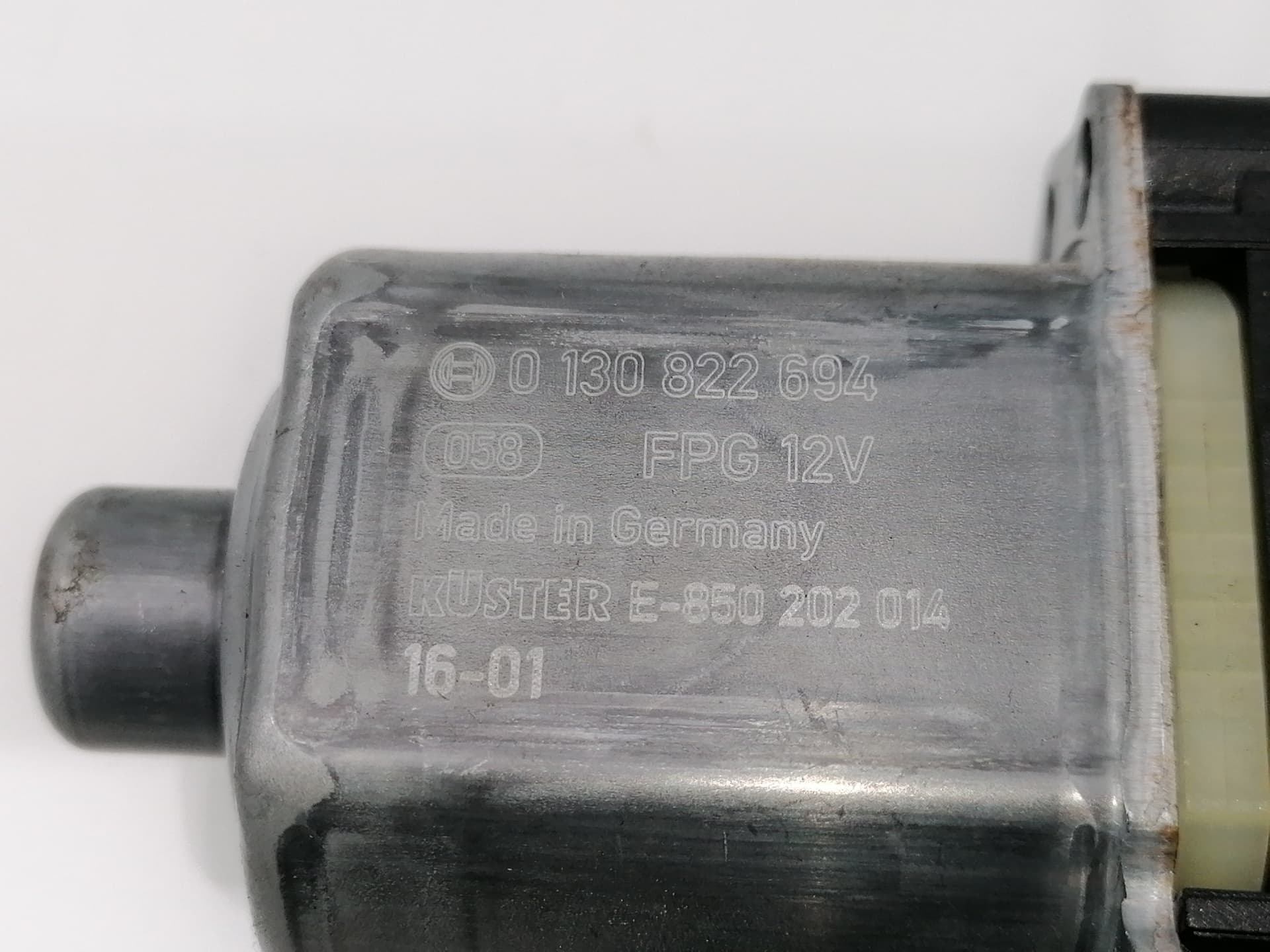 Motor elevalunas trasero derecho VOLKSWAGEN GOLF VII LIM. 4
