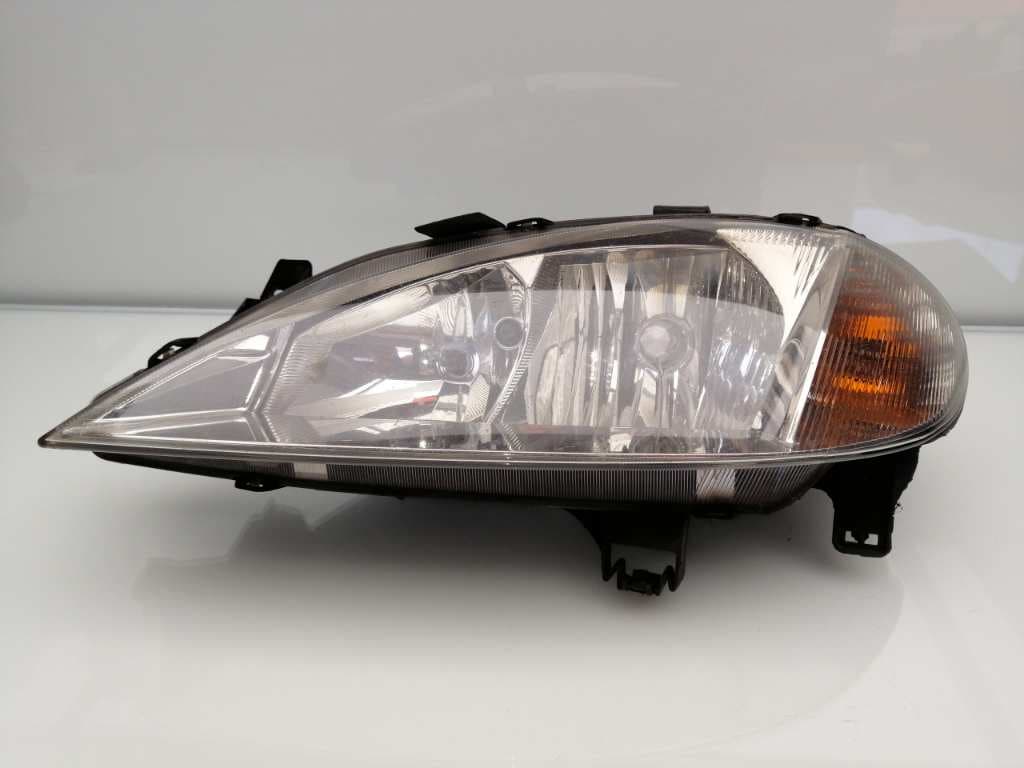 Faro izquierdo RENAULT MEGANE I BERLINA HATCHBACK (BA0)