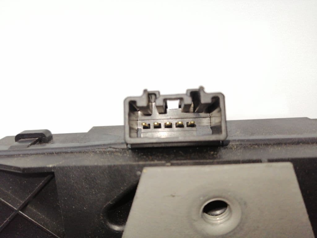 Cerradura maletero / porton FORD FOCUS 3