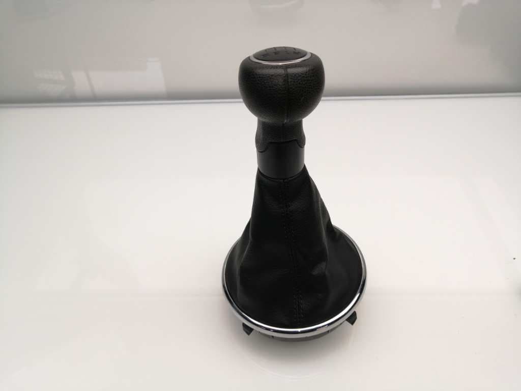 Guarnecidos palanca cambio SKODA FABIA 3