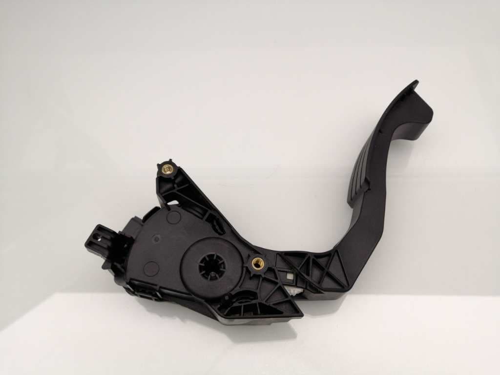 Pedal acelerador DACIA SANDERO 2