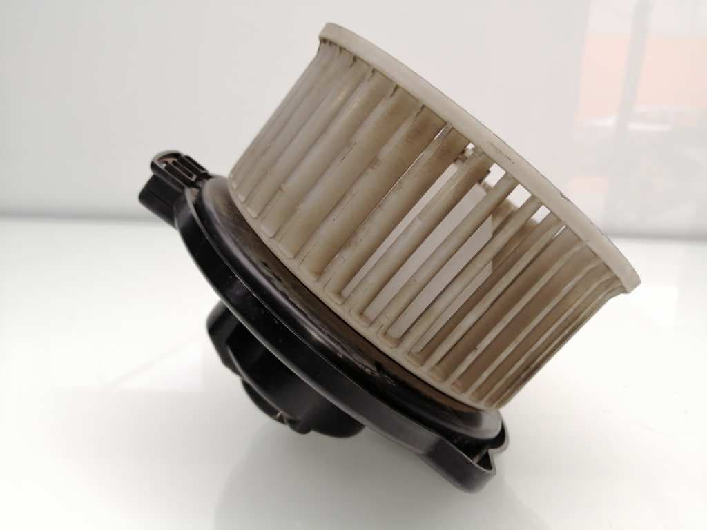 Motor calefaccion MITSUBISHI L 200 (K6/7) 4