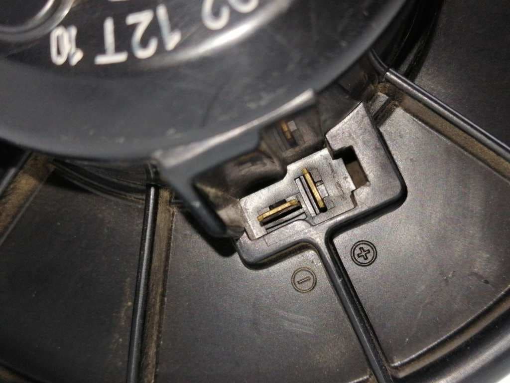 Motor calefaccion MITSUBISHI L 200 (K6/7) 2