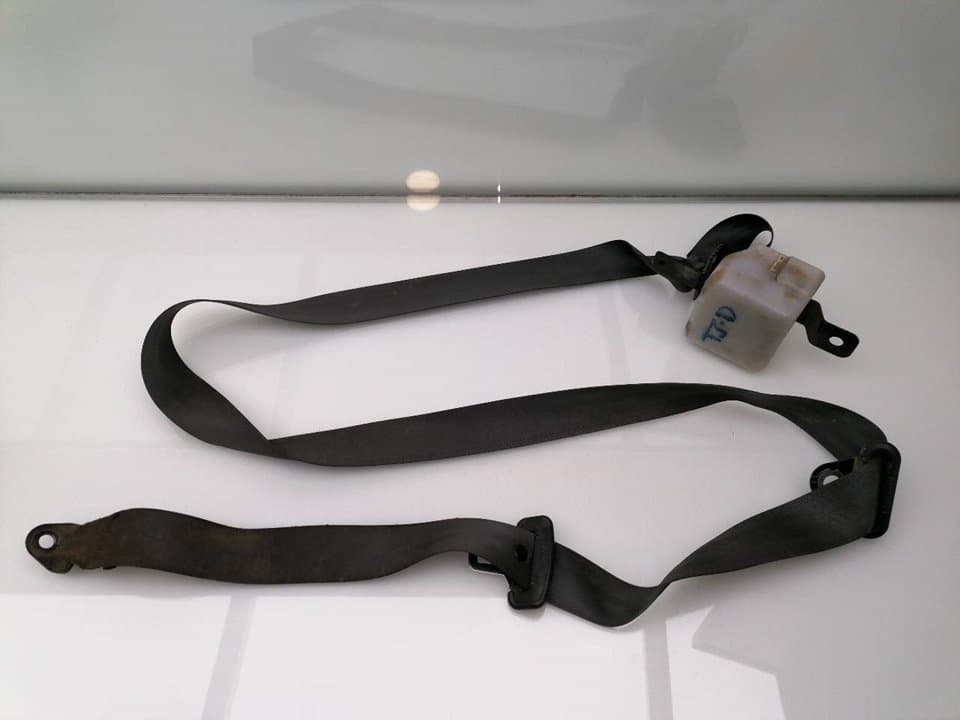 Cinturon seguridad trasero derecho MITSUBISHI L 200 (K6/7)