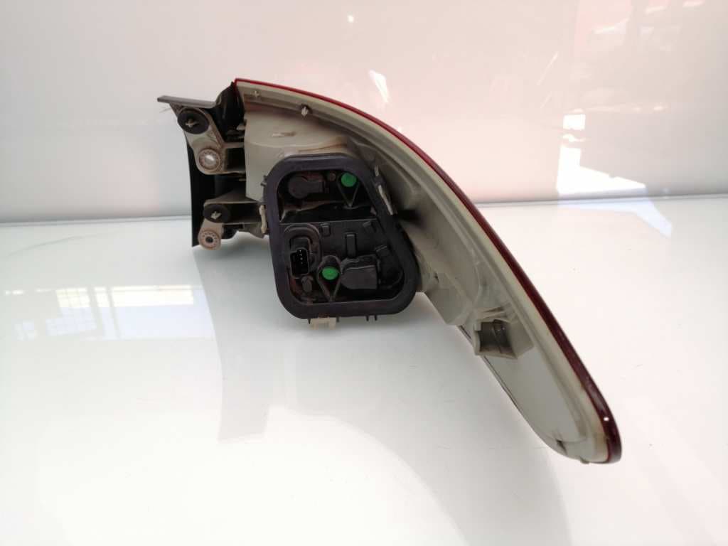 Piloto trasero izquierdo RENAULT FLUENCE 2