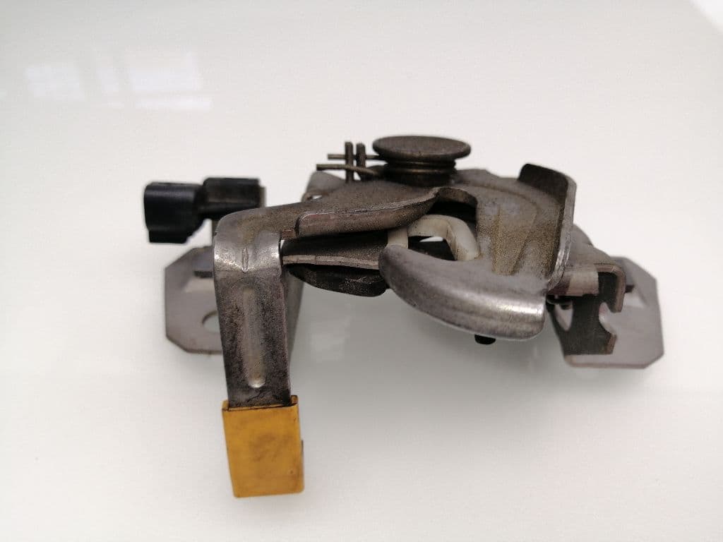 Cerradura capot VOLVO C70 CABRIOLET 3