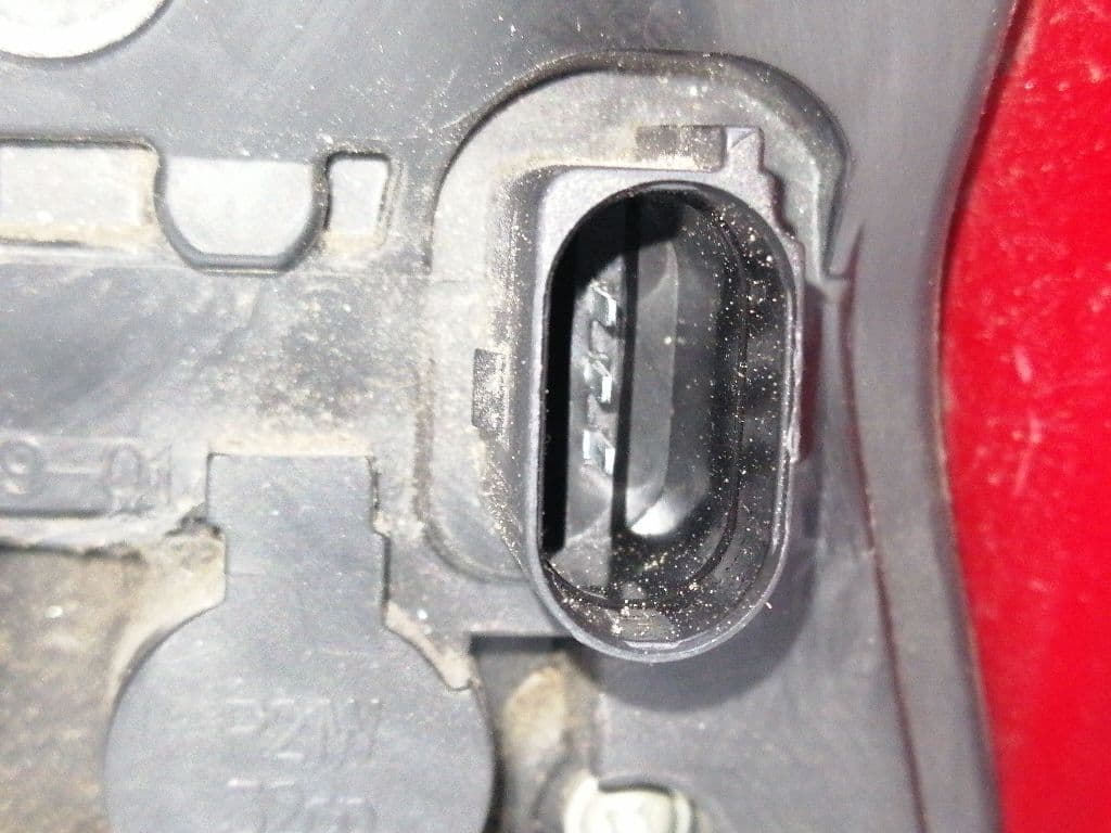 Piloto trasero izquierdo AUDI A4 BERLINA (8E) 4