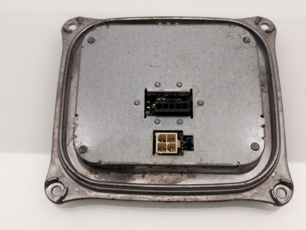 Centralita faros xenon AUDI A4 BERLINA (8E) 3