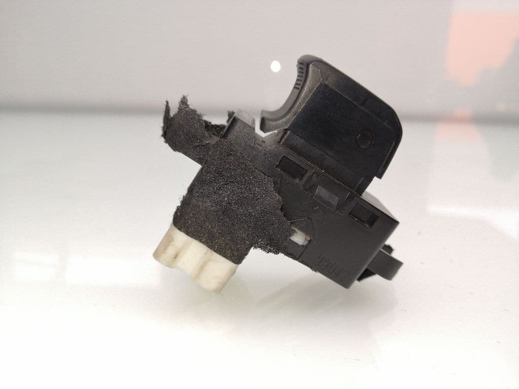 Mando elevalunas delantero derecho SUBARU LEGACY BERL./FAMILIAR B11 (BD/BG) 2