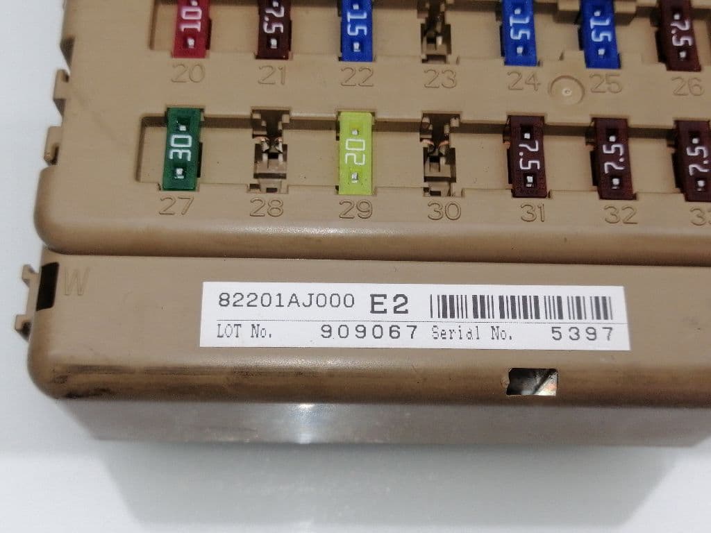 Caja reles / fusibles SUBARU LEGACY BERL./FAMILIAR B11 (BD/BG) 5