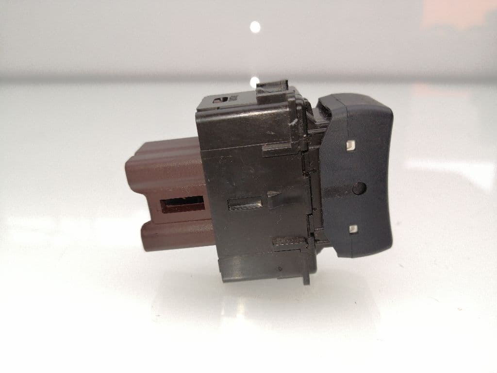Interruptor SUBARU LEGACY BERL./FAMILIAR B11 (BD/BG) 3