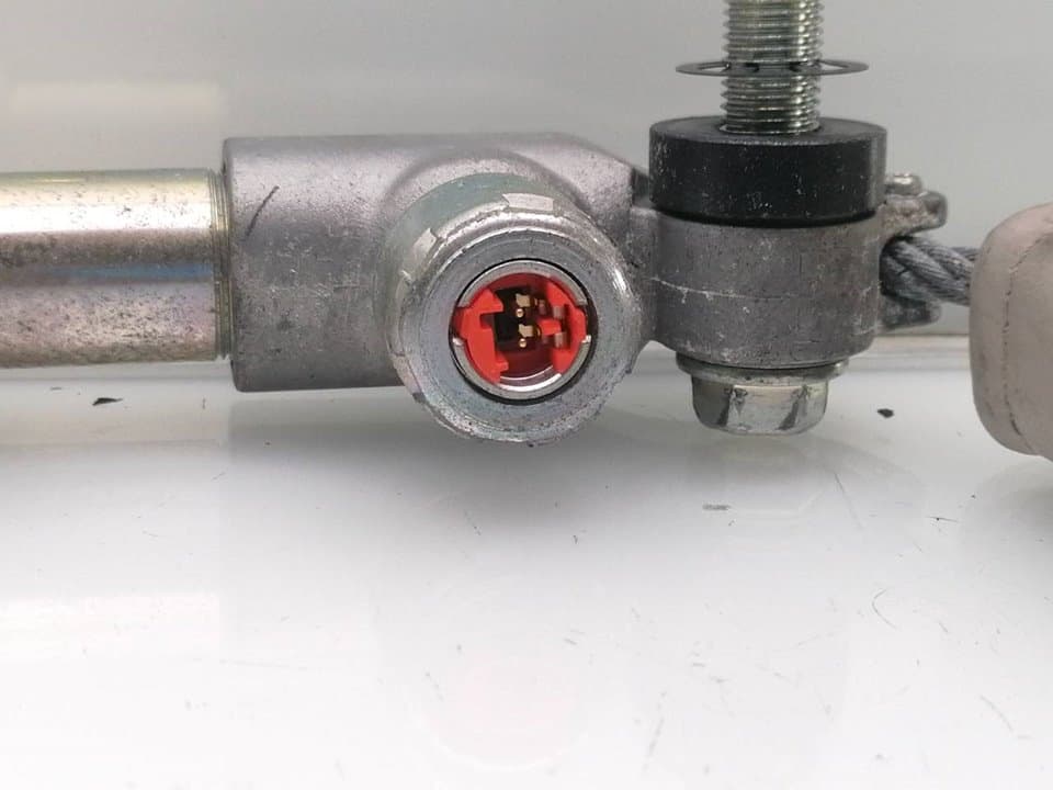 Cinturon seguridad delantero izquierdo SUBARU LEGACY BERL./FAMILIAR B11 (BD/BG) 2