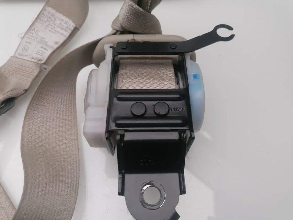 Cinturon seguridad trasero izquierdo SUBARU LEGACY BERL./FAMILIAR B11 (BD/BG) 2