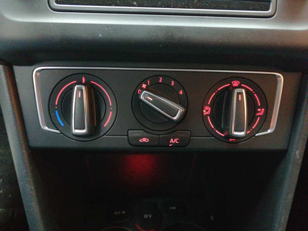 Recambio VOLKSWAGEN POLO (9N1) ref. 6C0820045E 5