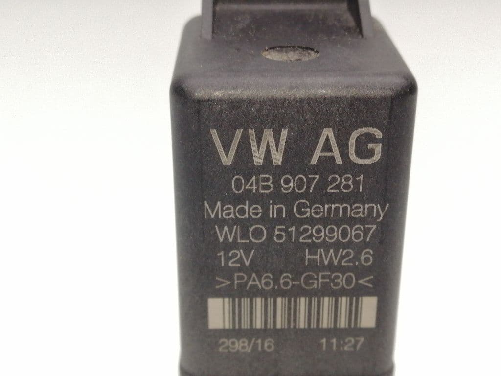Caja precalentamiento VOLKSWAGEN POLO (9N1) 4