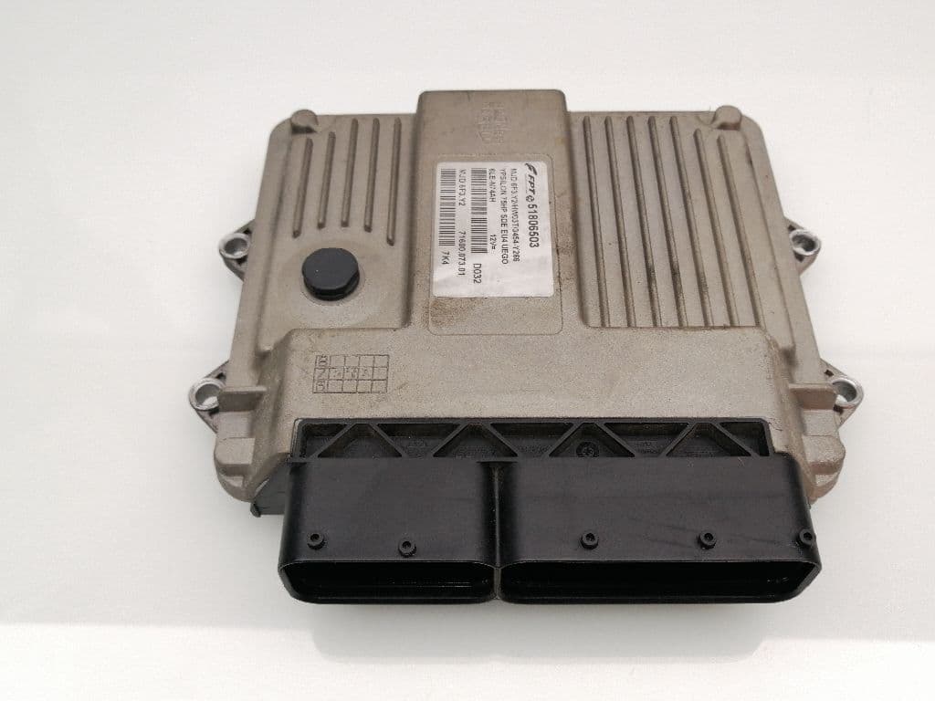 Centralita motor uce LANCIA YPSILON (101)