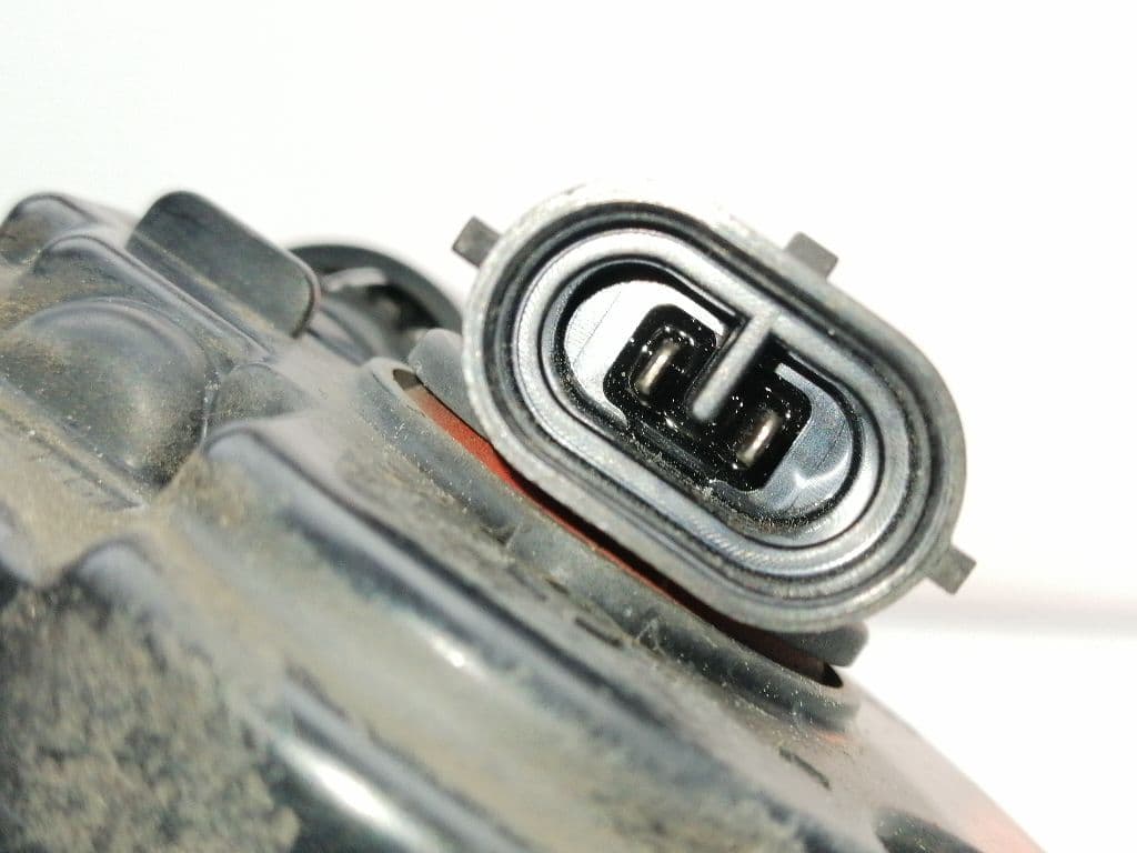 Faro antiniebla derecho BMW SERIE 1 LIM 2